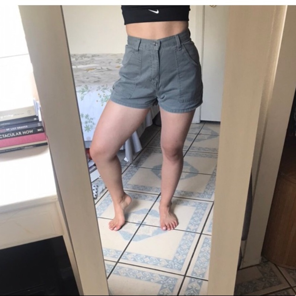 Vintage olive green denim short ☺️